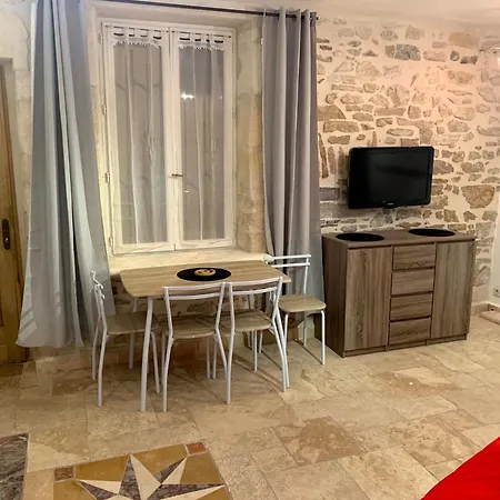 Tres Bel Cosy Et Chaleureux A *