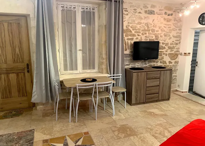 Tres Bel Cosy Et Chaleureux A *
